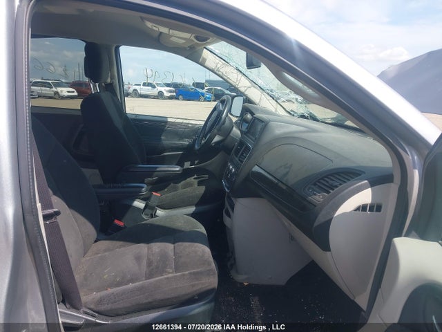 2016 Dodge Grand Caravan Se/sxt მანქანა იყიდება აუქციონზე, vin: 2C4RDGBG8GR326708, აუქციონის ნომერი: 12661394
