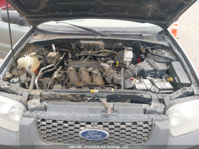 2006 Ford Escape Xlt მანქანა იყიდება აუქციონზე, vin: 1FMYU93106KA10021, აუქციონის ნომერი: 12661395