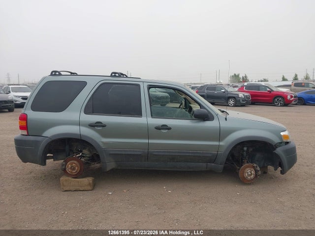 2006 Ford Escape Xlt მანქანა იყიდება აუქციონზე, vin: 1FMYU93106KA10021, აუქციონის ნომერი: 12661395