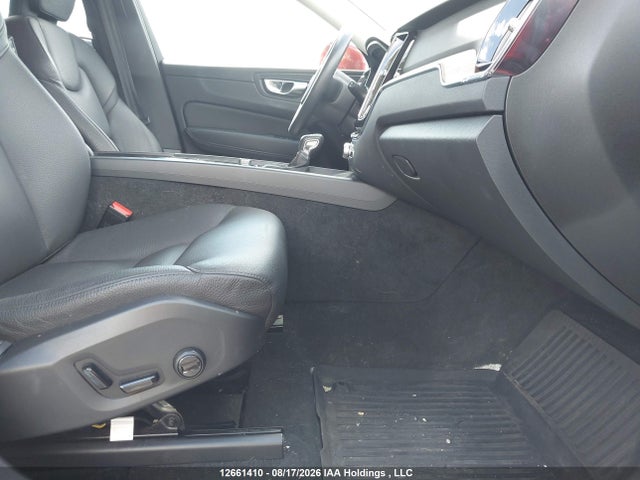 YV4102RK9M1831899 Volvo Xc60 T5 Momentum