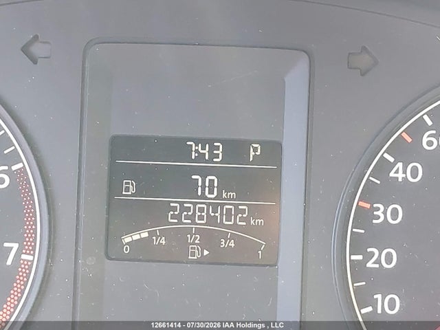 2011 Volkswagen Jetta 2.5l Highline მანქანა იყიდება აუქციონზე, vin: 3VWLX7AJ3BM042412, აუქციონის ნომერი: 12661414