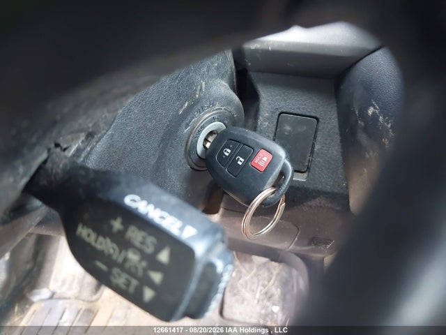 Продажа на аукционе авто 2018 Toyota Rav4 Le, vin: 2T3ZFREV6JW458122, номер лота: 12661417