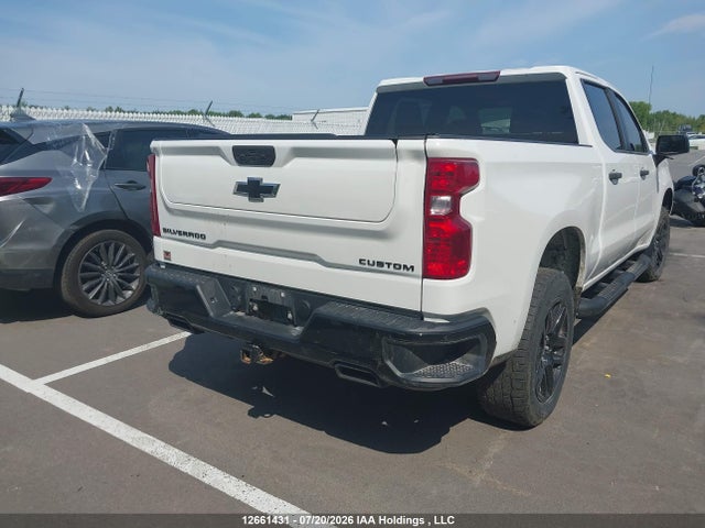 12661431 :رقم المزاد ، 3GCPDCED8NG517582 vin ، 2022 Chevrolet Silverado K1500 Trail Boss Custom مزاد بيع