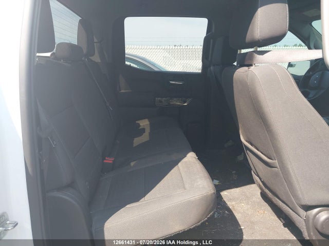 12661431 :رقم المزاد ، 3GCPDCED8NG517582 vin ، 2022 Chevrolet Silverado K1500 Trail Boss Custom مزاد بيع