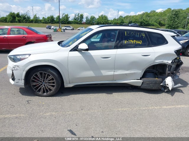 WBX73EF09R5Y49427 BMW X1 Xdrive28i