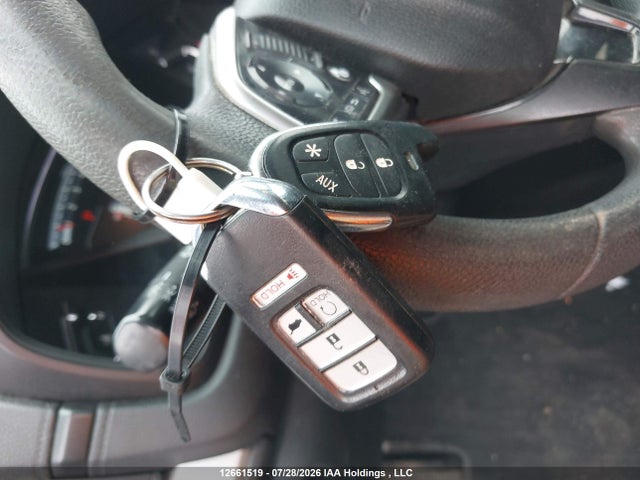 12661519 :رقم المزاد ، 2HKRW2H25HH103047 vin ، 2017 Honda Cr-v Lx مزاد بيع