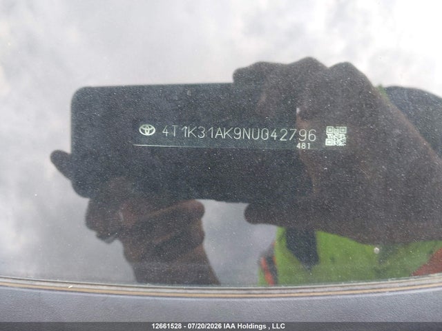 2022 Toyota Camry Hybrid Xse მანქანა იყიდება აუქციონზე, vin: 4T1K31AK9NU042796, აუქციონის ნომერი: 12661528