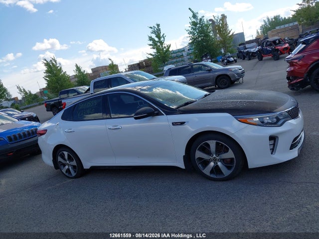 KIA Optima 2018 5XXGV4L27JG230140 Image 14