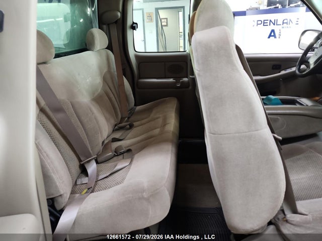Продажа на аукционе авто 2002 Chevrolet Silverado K1500, vin: 2GCEK19V321366997, номер лота: 12661572