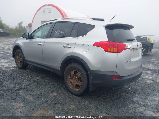 Toyota RAV4 LE 2015 2T3ZFREV6FW208757 Image 3