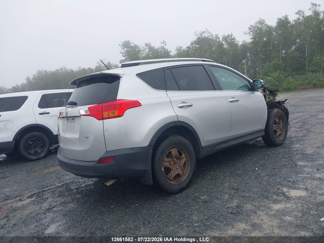 Toyota RAV4 LE 2015 2T3ZFREV6FW208757 Image 4