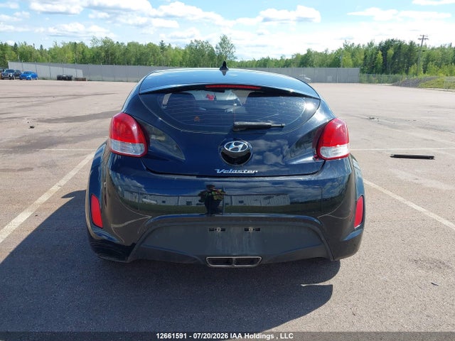 2016 Hyundai Veloster მანქანა იყიდება აუქციონზე, vin: KMHTC6AD4GU248081, აუქციონის ნომერი: 12661591