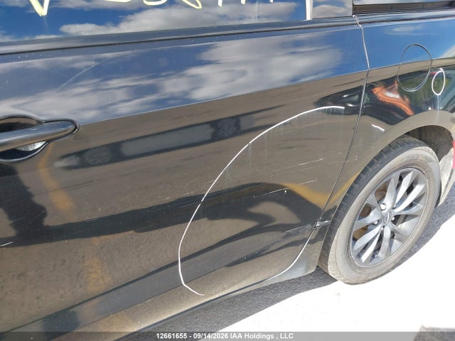 2025 Chrysler Pacifica Limited მანქანა იყიდება აუქციონზე, vin: 2C4RC1GG2SR556777, აუქციონის ნომერი: 12661655
