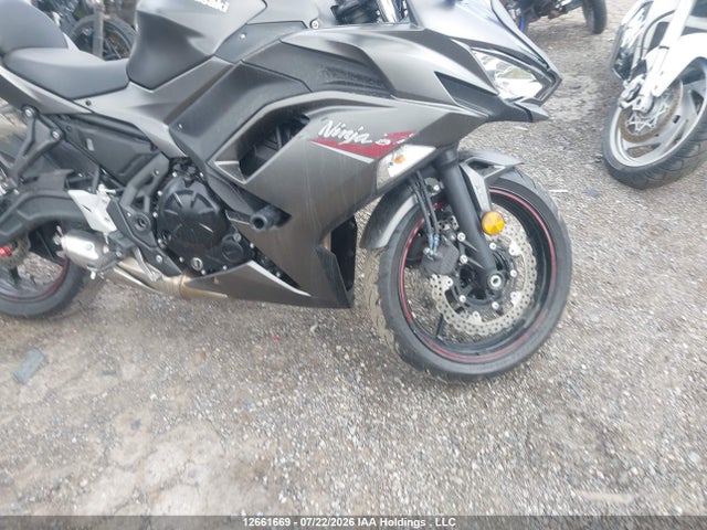 Kawasaki Ex650 M 2022 ML5EXEM14NDA65173 Image 8