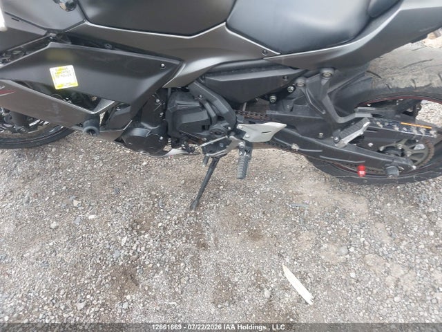 Kawasaki Ex650 M 2022 ML5EXEM14NDA65173 Image 9