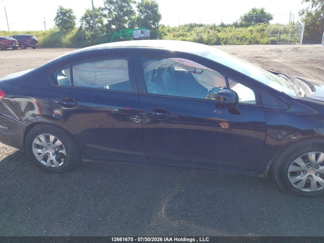 Продажа на аукционе авто 2012 Honda Civic Lx, vin: 2HGFB2F49CH027905, номер лота: 12661670