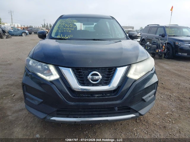 2017 Nissan Rogue მანქანა იყიდება აუქციონზე, vin: 5N1AT2MV2HC767884, აუქციონის ნომერი: 12661707
