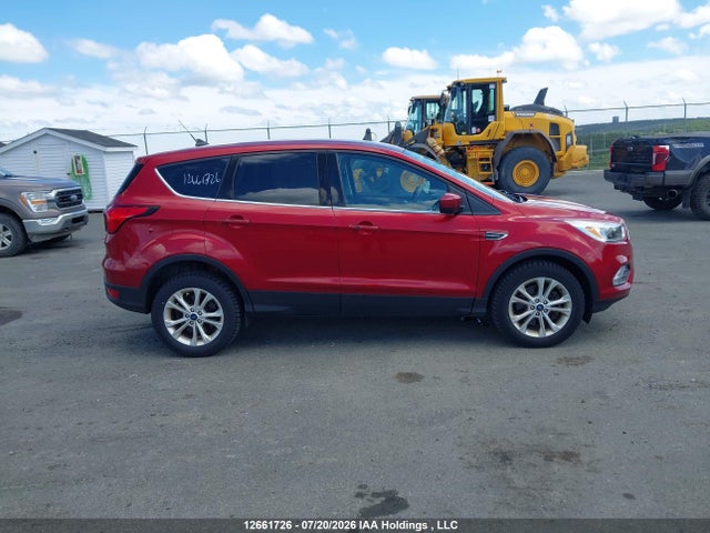 Ford ESCAPE SE 2019 1FMCU9GD7KUC38496 Image 13