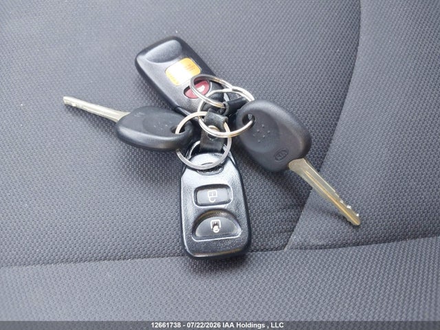 12661738 :رقم المزاد ، KNDJT2A28A7123688 vin ، 2010 Kia Soul +/!/sport مزاد بيع
