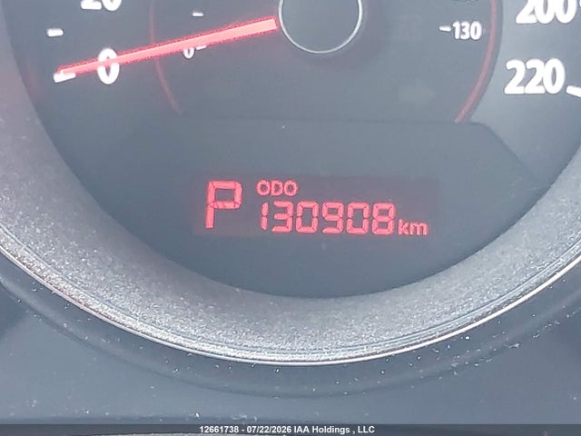 12661738 :رقم المزاد ، KNDJT2A28A7123688 vin ، 2010 Kia Soul +/!/sport مزاد بيع
