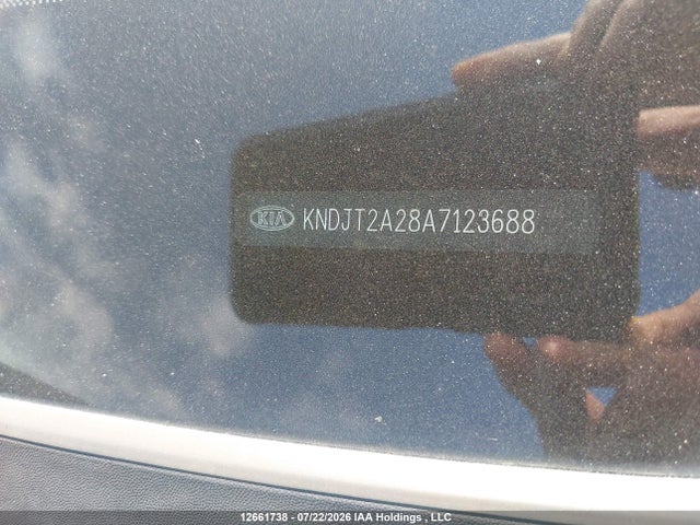12661738 :رقم المزاد ، KNDJT2A28A7123688 vin ، 2010 Kia Soul +/!/sport مزاد بيع