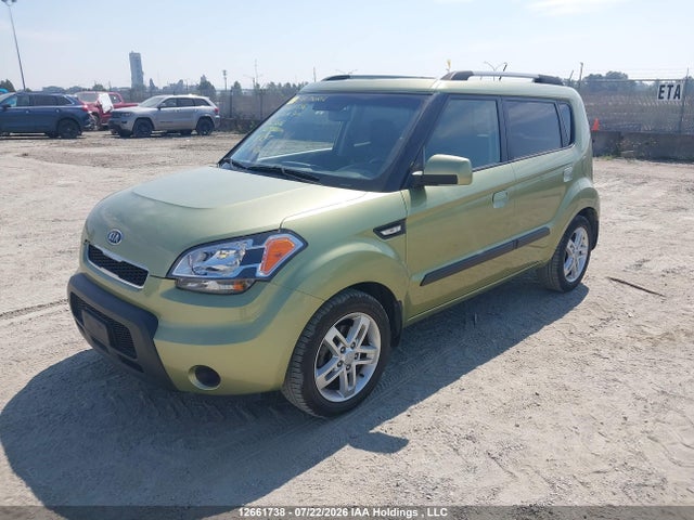 12661738 :رقم المزاد ، KNDJT2A28A7123688 vin ، 2010 Kia Soul +/!/sport مزاد بيع