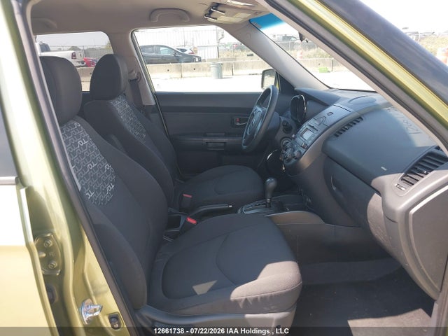 12661738 :رقم المزاد ، KNDJT2A28A7123688 vin ، 2010 Kia Soul +/!/sport مزاد بيع