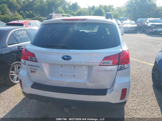 Subaru Outback 2.5i Premium 2014 4S4BRGDC0E3295596 Image 16