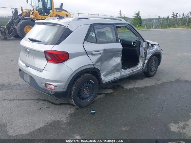 2021 Hyundai Venue Sel/denim მანქანა იყიდება აუქციონზე, vin: KMHRC8A35MU097146, აუქციონის ნომერი: 12661774