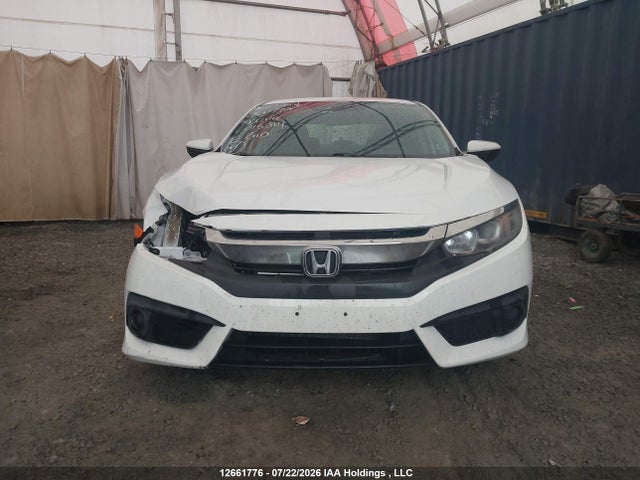 Honda CIVIC SE 2018 2HGFC2F69JH015801 Image 13