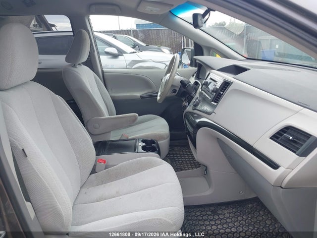 Toyota Sienna Le 8 Passenger 2014 5TDKK3DC5ES467377 Image 5