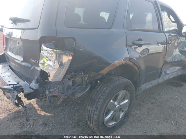 2009 Ford Escape Limited მანქანა იყიდება აუქციონზე, vin: 1FMCU94G69KB07256, აუქციონის ნომერი: 12661840