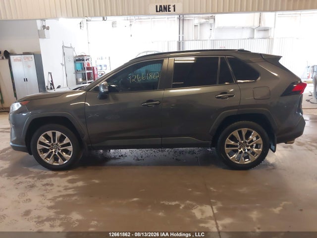 2T3R1RFV9KW031211 Toyota Rav4 Xle/xle Premium