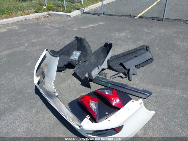 Honda CIVIC SE 2018 2HGFC2F60JH014228 Image 12