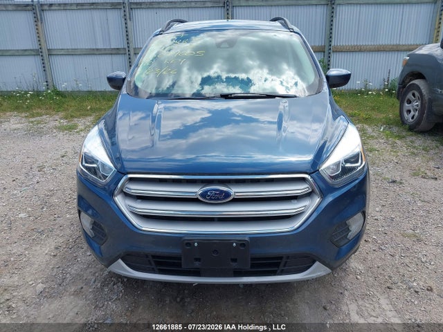 12661885 :رقم المزاد ، 1FMCU0HDXJUC94005 vin ، 2018 Ford Escape مزاد بيع