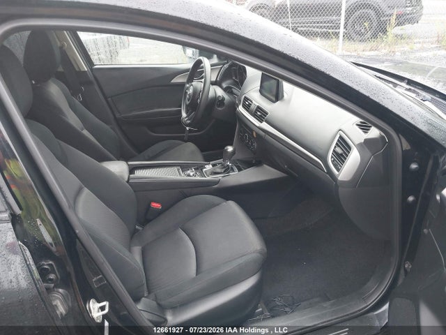 JM1BN1U7XJ1169204 Mazda Mazda3 Gx