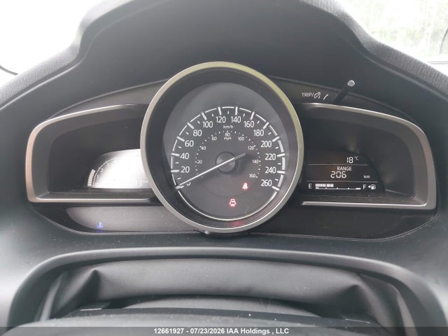 JM1BN1U7XJ1169204 Mazda Mazda3 Gx