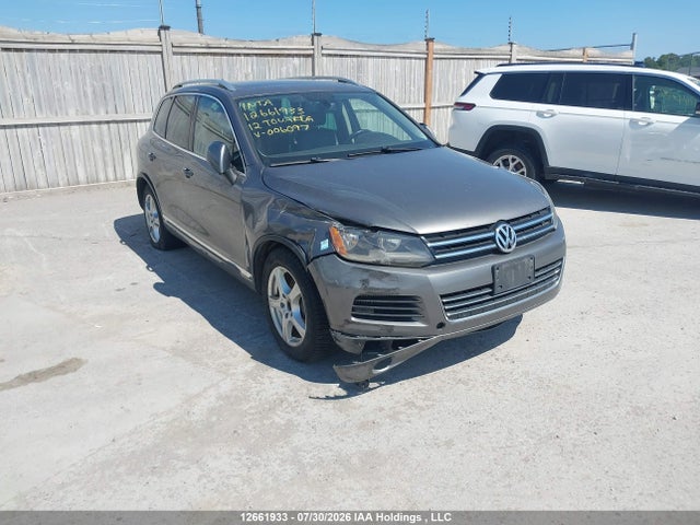2012 Volkswagen Touareg მანქანა იყიდება აუქციონზე, vin: WVGEK9BP4CD006097, აუქციონის ნომერი: 12661933