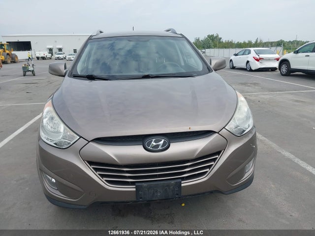 2013 Hyundai Tucson Gls მანქანა იყიდება აუქციონზე, vin: KM8JUCAC7DU549868, აუქციონის ნომერი: 12661936