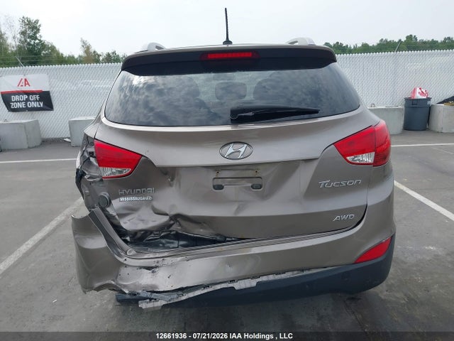 2013 Hyundai Tucson Gls მანქანა იყიდება აუქციონზე, vin: KM8JUCAC7DU549868, აუქციონის ნომერი: 12661936