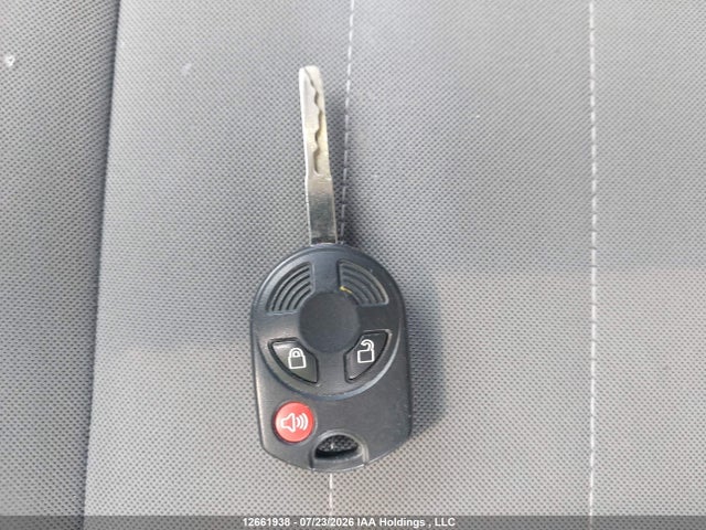1FMCU9GX1EUD82916 Ford ESCAPE SE