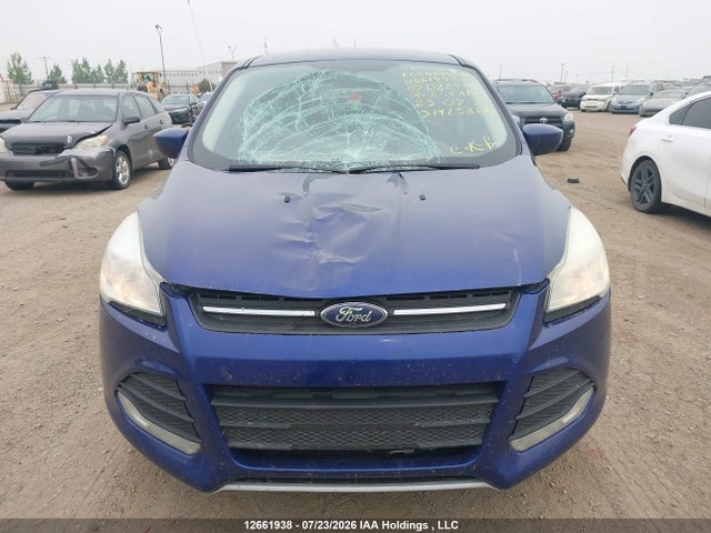 1FMCU9GX1EUD82916 Ford ESCAPE SE