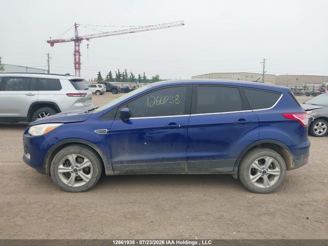 1FMCU9GX1EUD82916 Ford ESCAPE SE