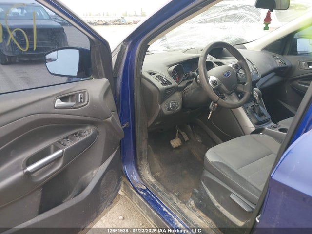 1FMCU9GX1EUD82916 Ford ESCAPE SE