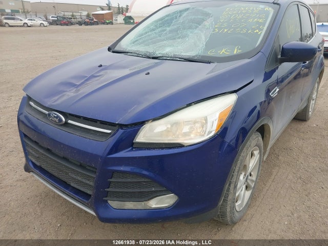 1FMCU9GX1EUD82916 Ford ESCAPE SE