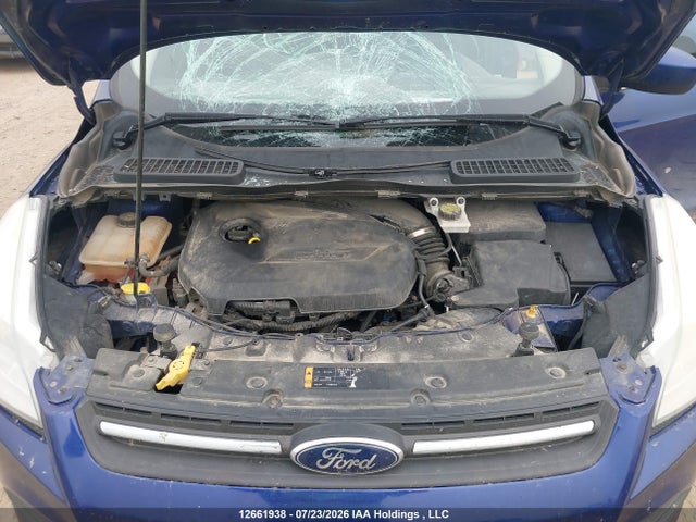 1FMCU9GX1EUD82916 Ford ESCAPE SE