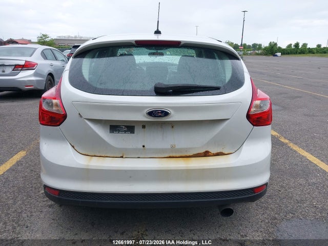 12661997 :رقم المزاد ، 1FADP3K28EL328470 vin ، 2014 Ford Focus مزاد بيع