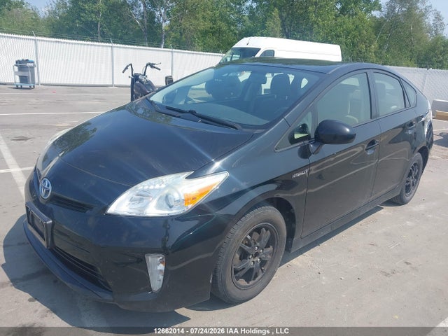 Toyota Prius 2015 JTDKN3DU9F0476118 Image 2