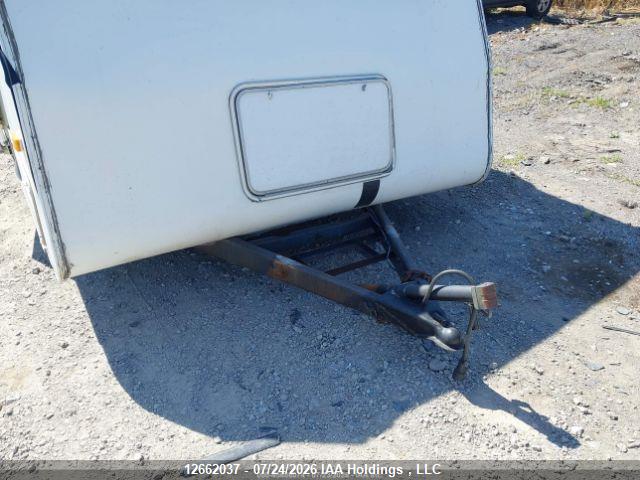 12662037 :رقم المزاد ، 2T9T3T238W1987077 vin ، 1998 Okanagan Okanagan مزاد بيع