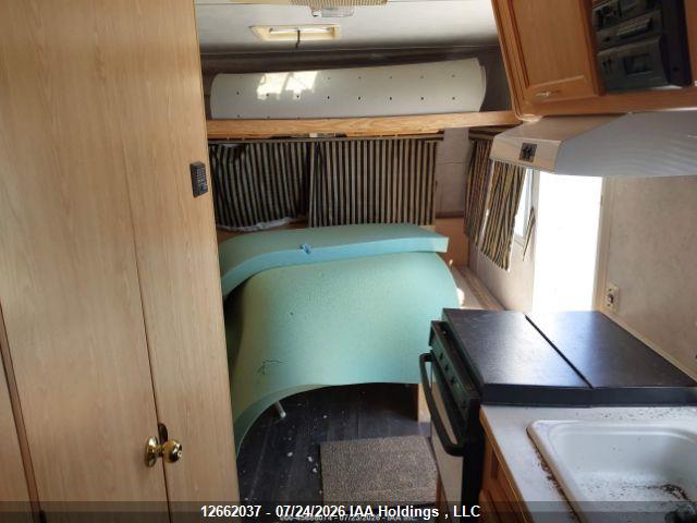 12662037 :رقم المزاد ، 2T9T3T238W1987077 vin ، 1998 Okanagan Okanagan مزاد بيع